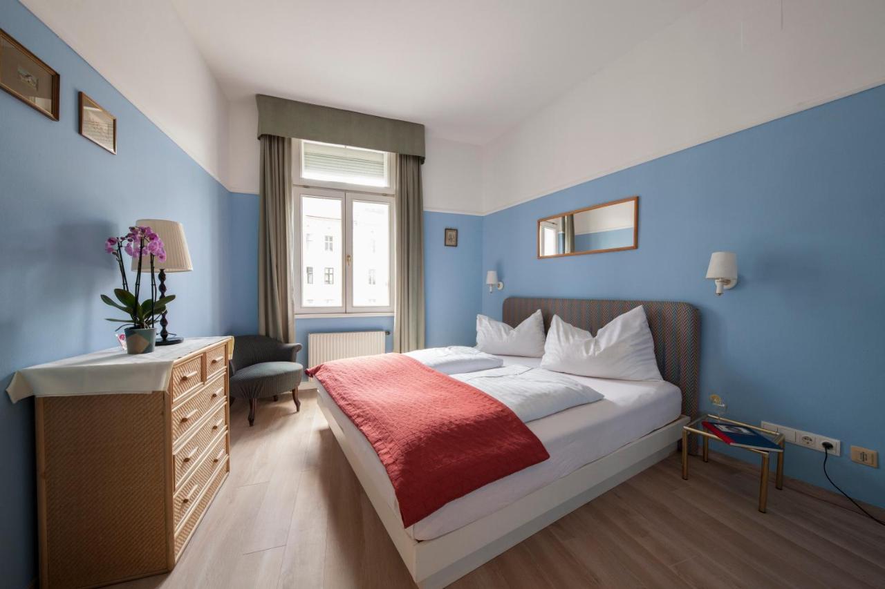Mondial Appartement Hotel Виена Екстериор снимка